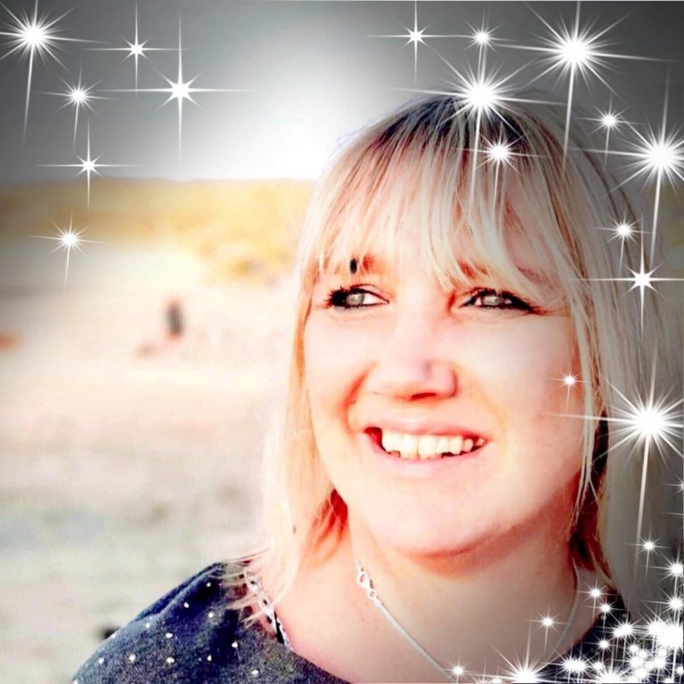 Healing Past Lives & Ancestral Memories to Enhance Your Future with Donna Maxine